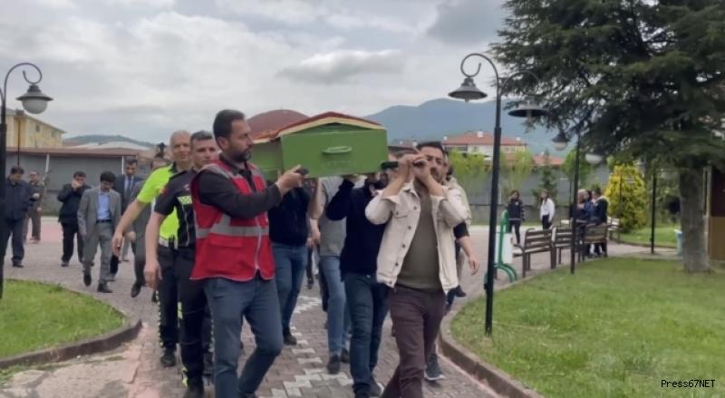 2 yaşındaki çocuk kimsesizler mezarlığına defnedildi 3