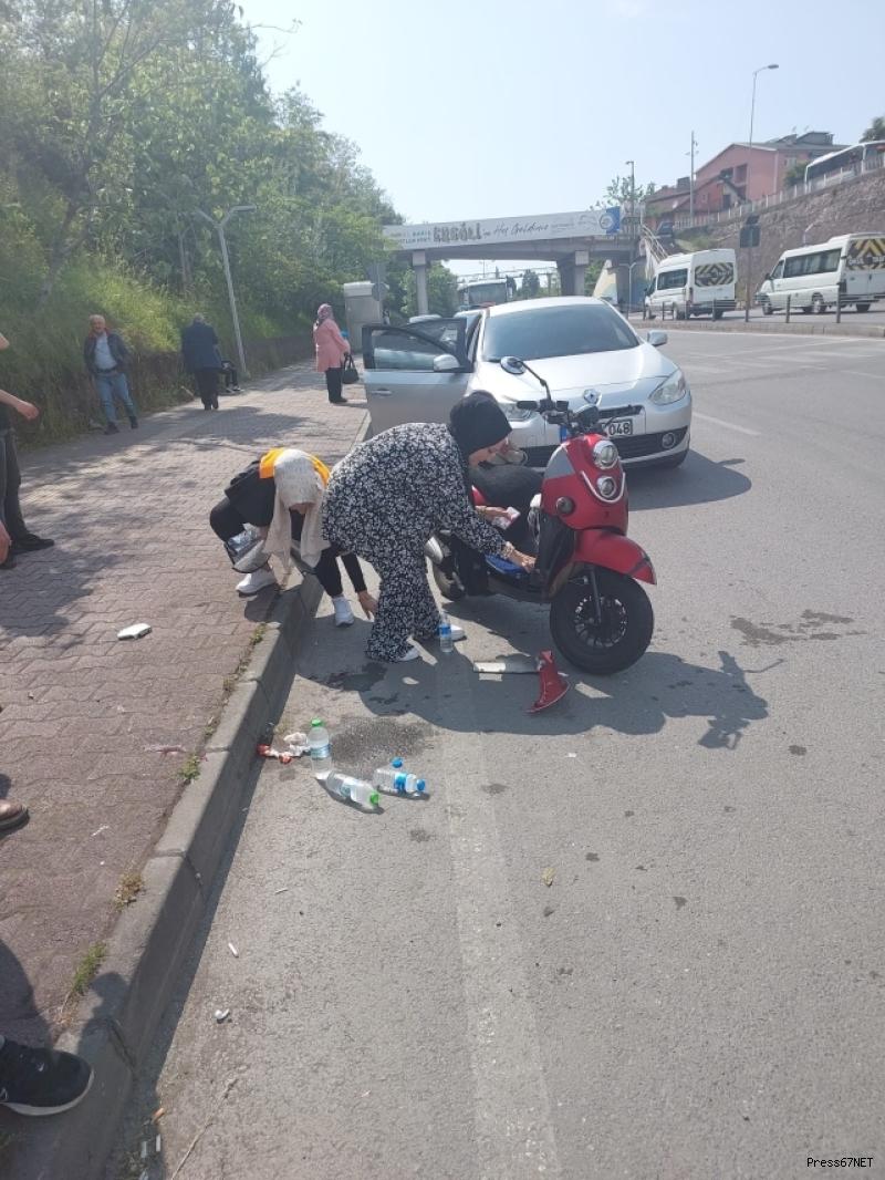 Motosiklet ile otomobil çarpıştı: 1 yaralı 2