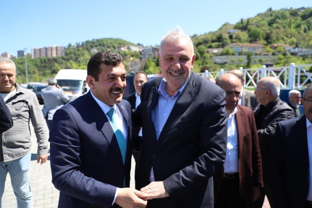 AK Parti'den 670 AK ekiple Kozlu'ya çıkarma! 8