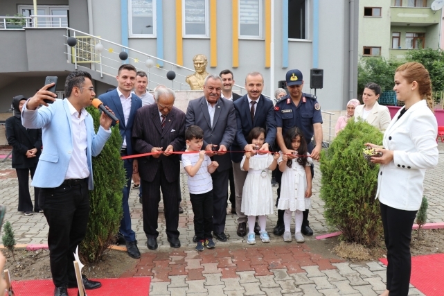 Perşembe Anaokulu mezunlarını verdi, okulun dönüşümü tamamlandı   4