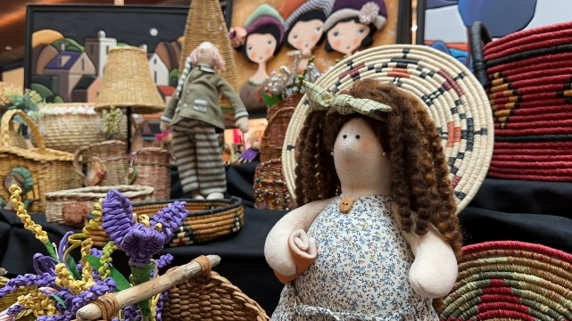 Bu sergide atık malzemeler yeniden hayat buldu 3