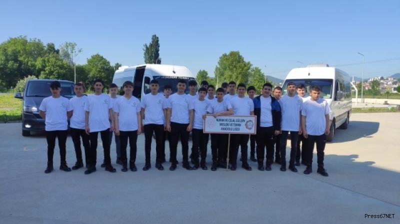 Öğrenciler "Çevremiz Geleceğimiz" dediler   4