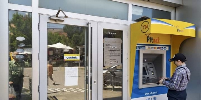 Yağmur yağdı, PTT Şubesi kapandı.. Ne zaman açılacak bilinmiyor! 2