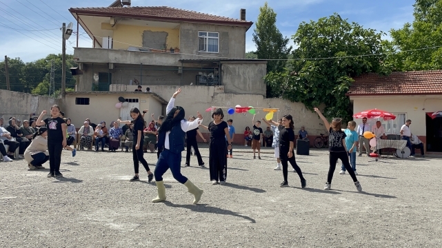 Çömlekçi İlkokulu'nda pilav şenliği 4