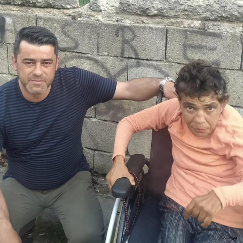 Örnek muhtar ihtiyaç sahiplerinin yanında 3