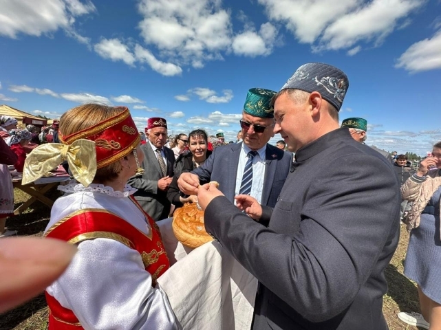 Çaycuma heyeti, Tatarların ulusal bayramı Sabuntay kutlamasında 1