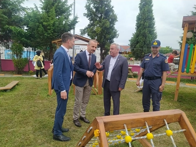 Perşembe Anaokulu mezunlarını verdi, okulun dönüşümü tamamlandı   5