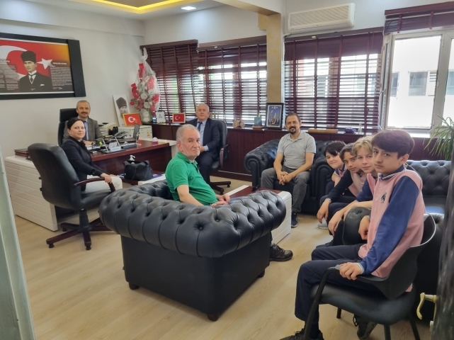 Mimar Sinan Ortaokulu ‘Matematik Olimpiyatları’nda il 2.’si oldu 3