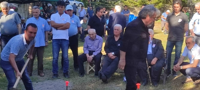 Halise Çanakçı gözyaşları arasında defnedildi 1