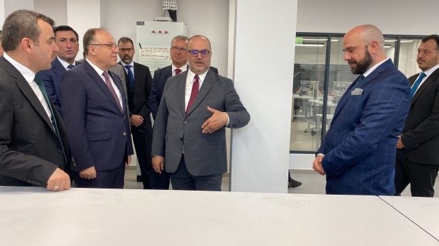 "Gençlerimizi uygulamalı olarak sondaj kulesinde yetiştireceğiz" 3