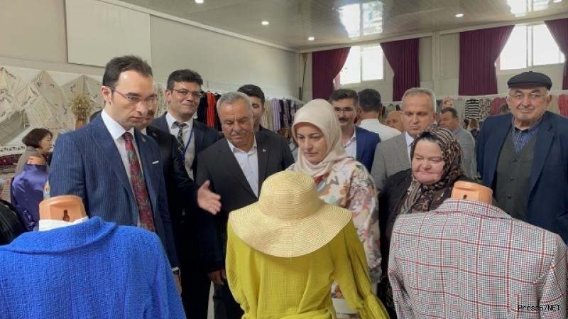 Perşembe'de 'Hayat Boyu Öğrenme Haftası' kutlandı   9