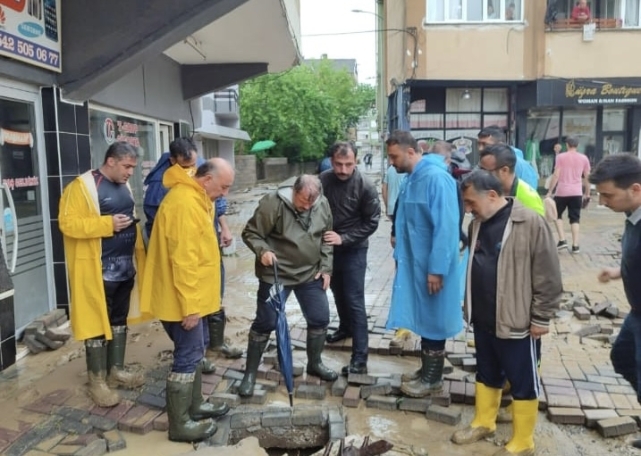 Gökçebey ilçesinde sel izler bıraktı 2