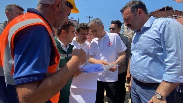 Bakan Yerlikaya, “Yaralar hep birlikte sarılacak” 2