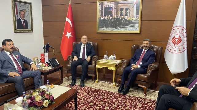 Aydın: “Bakanlık olarak her zaman işçimizin yanında durmaya gayret ettik” 5