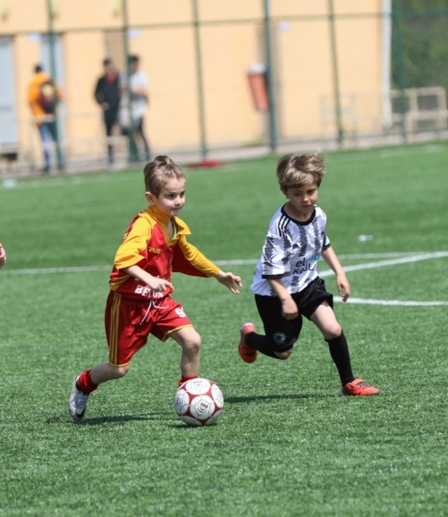 Elcab Kablo Zonguldak Gençlerbirliği'nin göz bebeği Fenerbahçe'nin takibinde 1