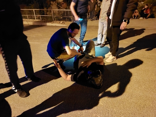 Motosikletinin hakimiyetini kaybetti kaza yaptı 1