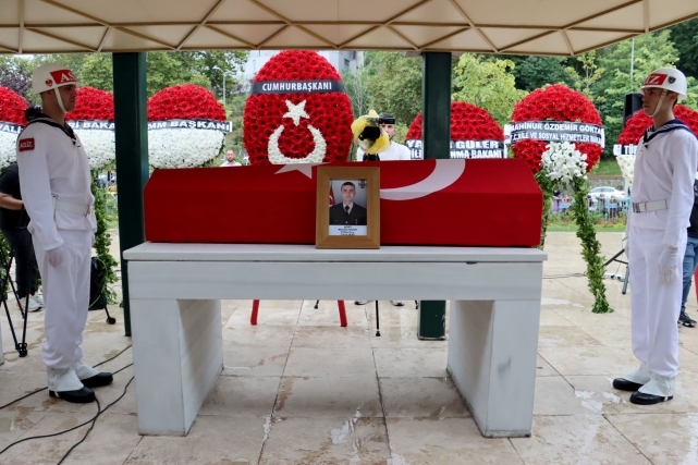 Zonguldak Şehit Piyade Uzman Çavuş Mustafa Sezer'i uğurladı 3