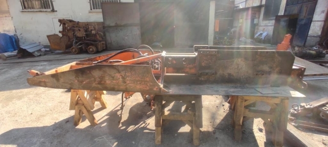 Grizu faciasında hurdaya ayrılan iki makine, işçilerin elinde yeniden üretime kazandırıldı 1