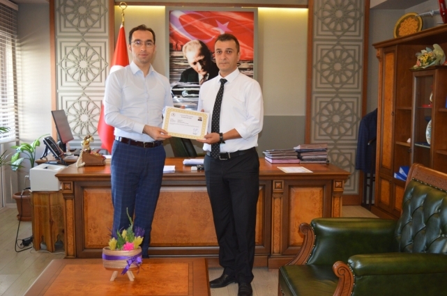 Şap hastalığında mücadele eden ekibe 'Başarı Belgesi'   2