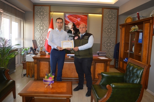 Şap hastalığında mücadele eden ekibe 'Başarı Belgesi'   1