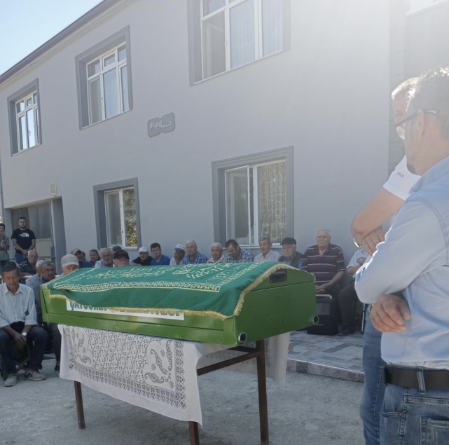 Terzi Kundakçı son yolculuğuna uğurlandı 2