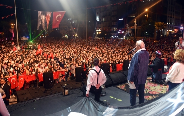 Kdz. Ereğli, Atatürk ve Cumhuriyet için yürüdü 3