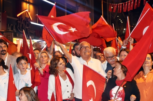 Kdz. Ereğli, Atatürk ve Cumhuriyet için yürüdü 4