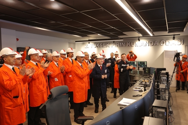 Erdemir’in Türk mühendislerinin katkılarıyla inşa ettiği ‘Zübeyde’de ilk üretim gerçekleşti 3