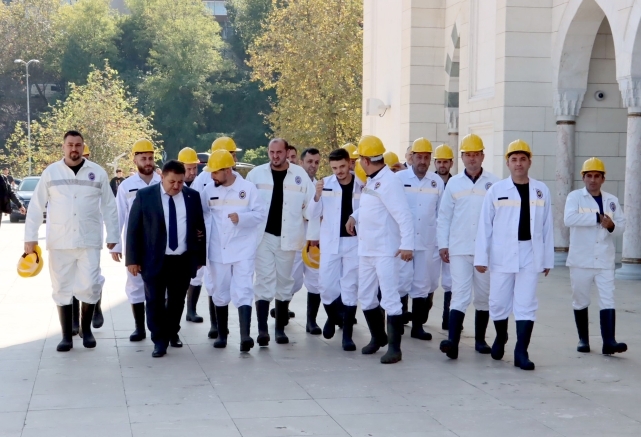 Bakan Bayraktar ve Bakan Işıkhan'ı karşıladılar 1