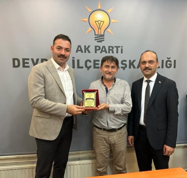 AK Parti'nin "Yüz Yüze 100 Program"ı Devrek'te Gerçekleştirildi 3