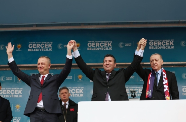 Cumhurbaşkanı Erdoğan Zonguldak'ta "Bugün bu ilk mitingimiz. Bunun kadri kıymetini mutlaka bilin" 9