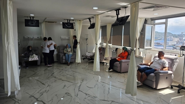 Karadeniz Ereğli Anadolu Hastanesi Medikal Onkoloji Servisi Açıldı 2