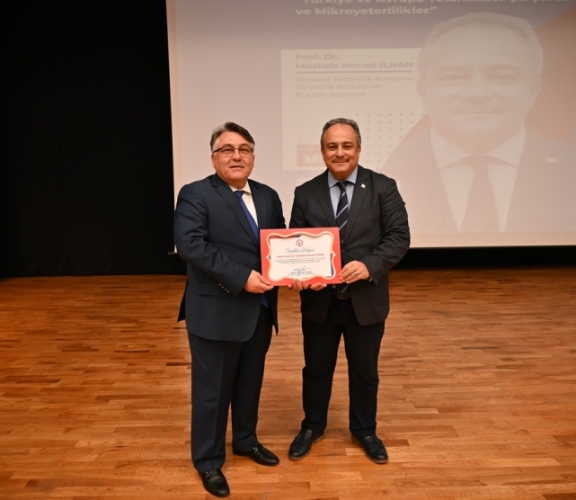 BEUN’da “Türkiye ve Avrupa Yeterlilikler Çerçevesi ve Mikroyeterlilikler” Başlıklı Konferans Gerçekleştirildi 1