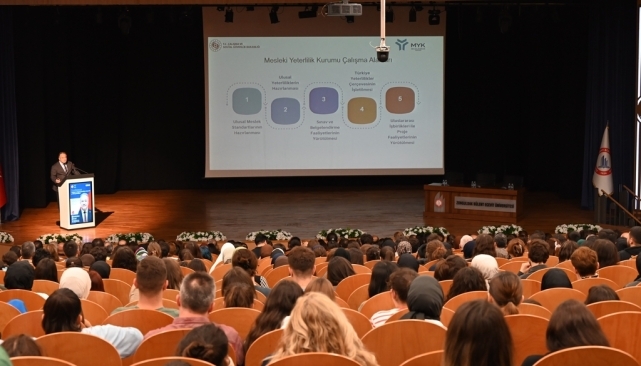 BEUN’da “Türkiye ve Avrupa Yeterlilikler Çerçevesi ve Mikroyeterlilikler” Başlıklı Konferans Gerçekleştirildi 2