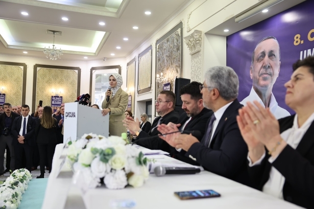 Bakan Göktaş, AK Parti Çaycuma İlçe Başkanlığı kongresinde konuştu. 1