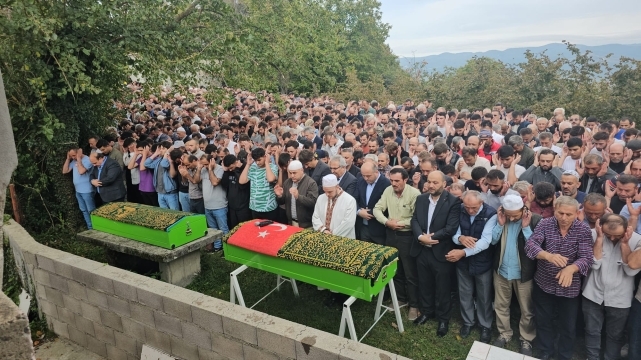 Küba'da vefat eden işçilere son görev 1