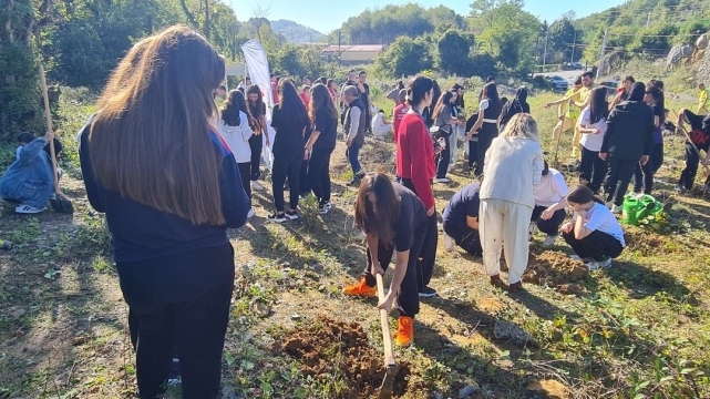 Bilim Şenliğinde Fidan Dikim Çoşkusu 2
