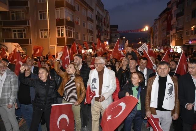 Kdz. Ereğli, Atatürk ve Cumhuriyet için yürüdü 5