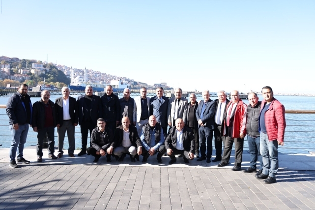 Belediye Başkanı Tahsin Erdem, 19 mahalle muhtarı ile kahvaltıda bir araya geldi 1