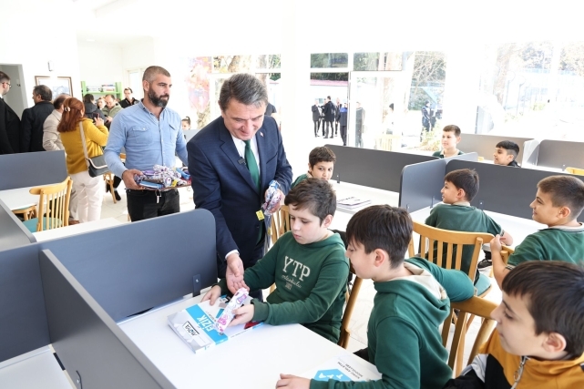 Şehit Öğretmen Aybüke Yalçın Çalışma Salonu'nun açılışı gerçekleştirildi 3