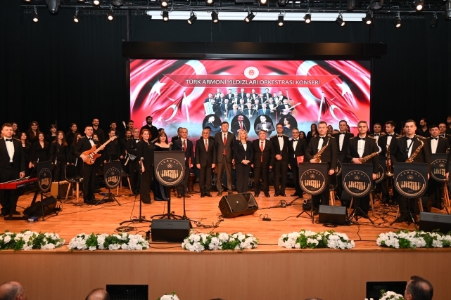 BEUN’da Türk Armoni Yıldızları Konseri Dinleyenleri Büyüledi 2