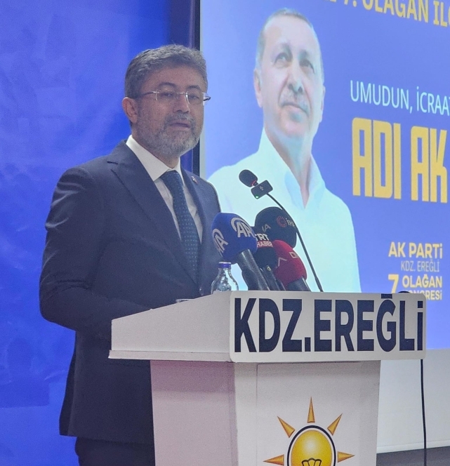 Tarım ve Orman Bakanı İbrahim Yumaklı, AK Parti'nin Karadeniz Ereğli kongresinde konuştu 2