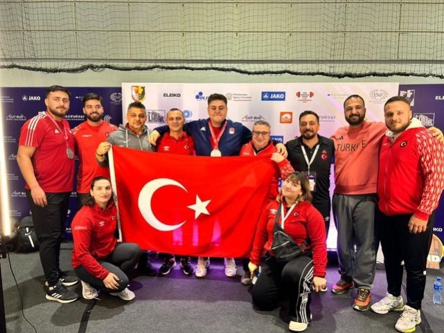 BARÜ’lü milli sporcular Avrupa Şampiyonasından 6 madalya ile dönüyor 1