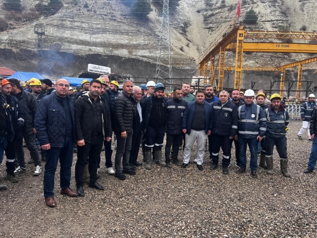 GMİS Genel Başkanı Yeşil ve yöneticiler, Çayırhan işçilerini yalnız bırakmadı 1