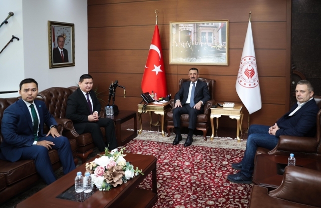 Kazakistan Başkonsolosu Amankul, Zonguldak'ta 1