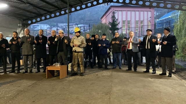 Zonguldak'ta 4 Aralık Dünya Madenciler Günü Kutlandı: "Madencilik, Yürek ve Cesaret İster" 1
