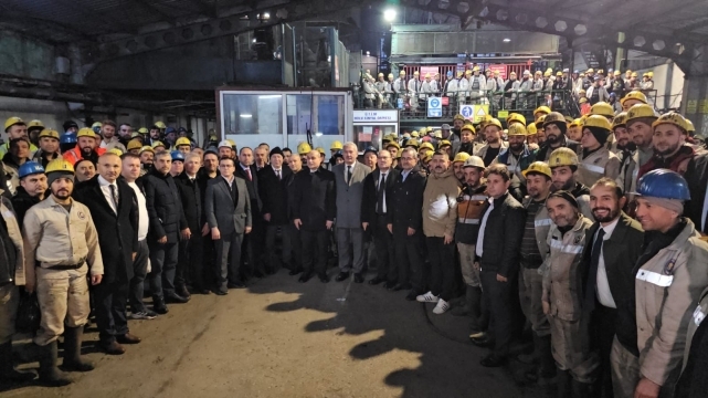 Zonguldak'ta 4 Aralık Dünya Madenciler Günü Kutlandı: "Madencilik, Yürek ve Cesaret İster" 5