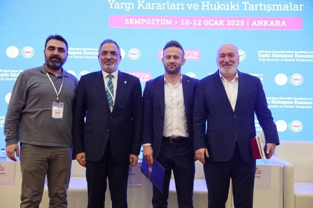 Nail Altuntaş ödülünü aldı 3