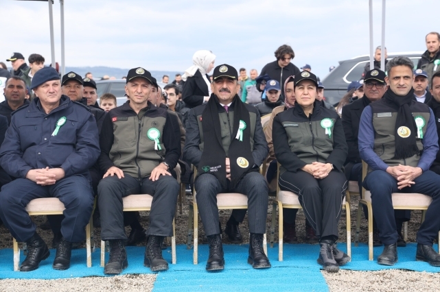 Zonguldak'ta 2 bin 2025 fidan toprakla buluştu 3