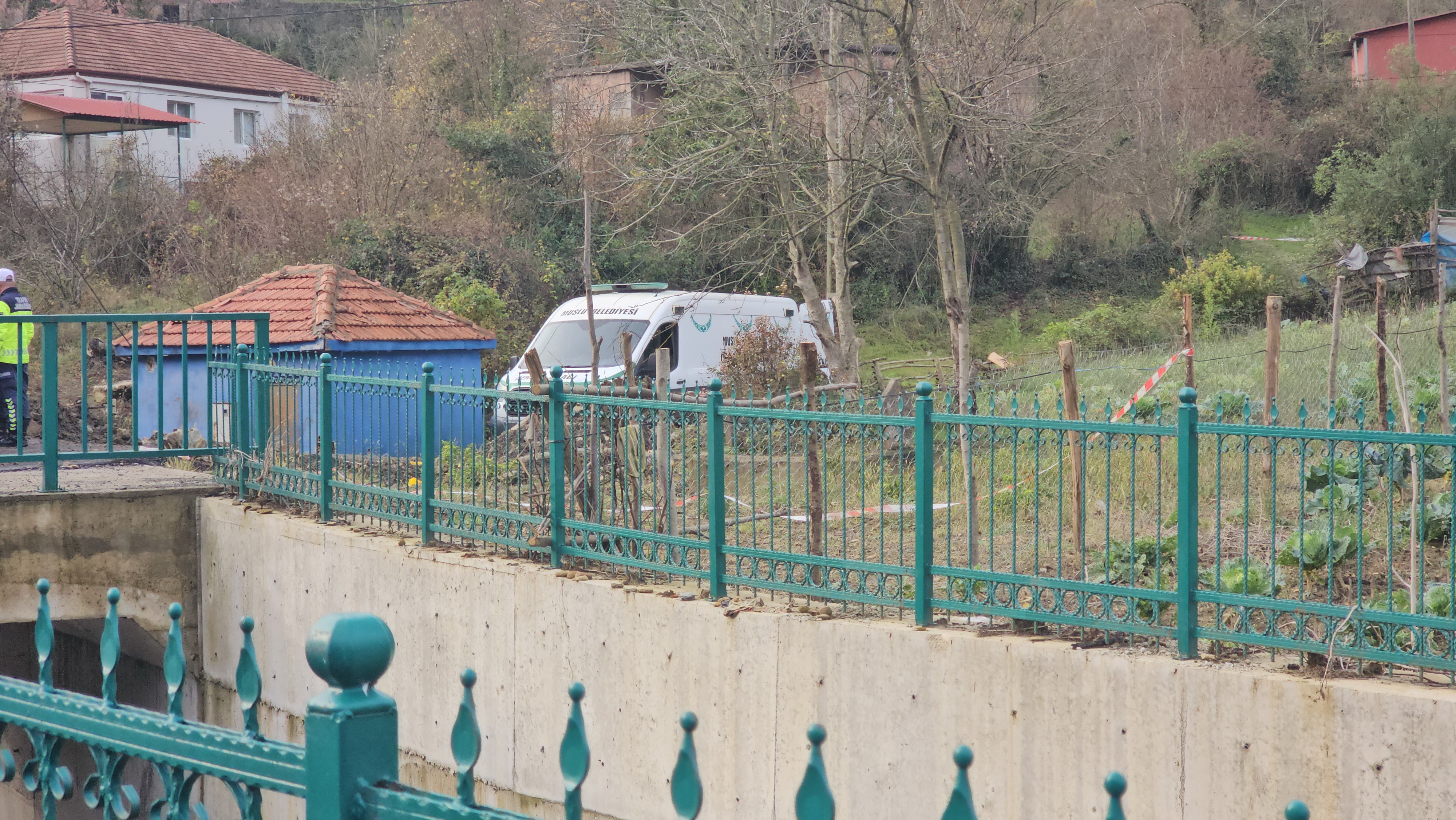 Boşanma sürecindeki kocası, “Şimdi konuş” diyerek doğrulttuğu tüfekle kurşun yağdırdı 2